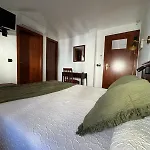 Hospedium La Fuente Hotel