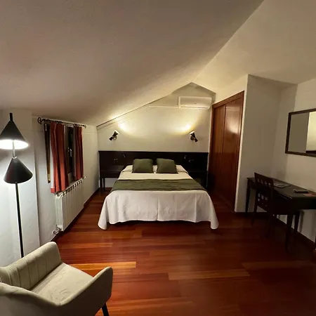 Hotel Hospedium La Fuente 3*