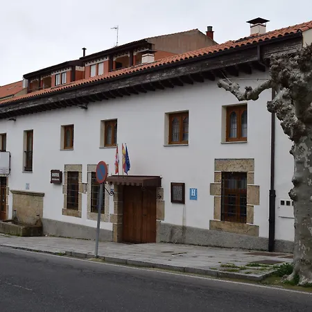 Hospedium La Fuente Ξενοδοχείο Candelario