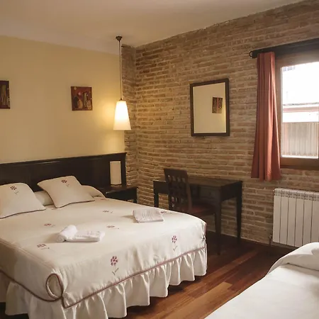 Hospedium La Fuente Candelario