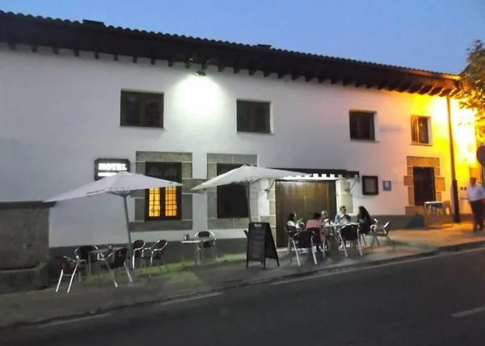 Hospedium La Fuente Hotel