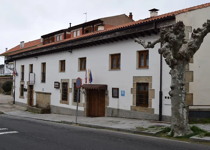 Hospedium La Fuente Hotel Candelario