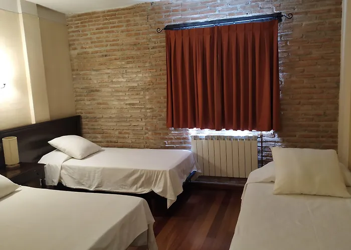 Hospedium La Fuente 3*